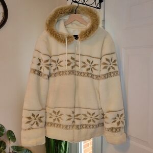 Guide Gear Faux Hood Snowflake Hooded Zip Up Winter Coat, Size Medium Womens